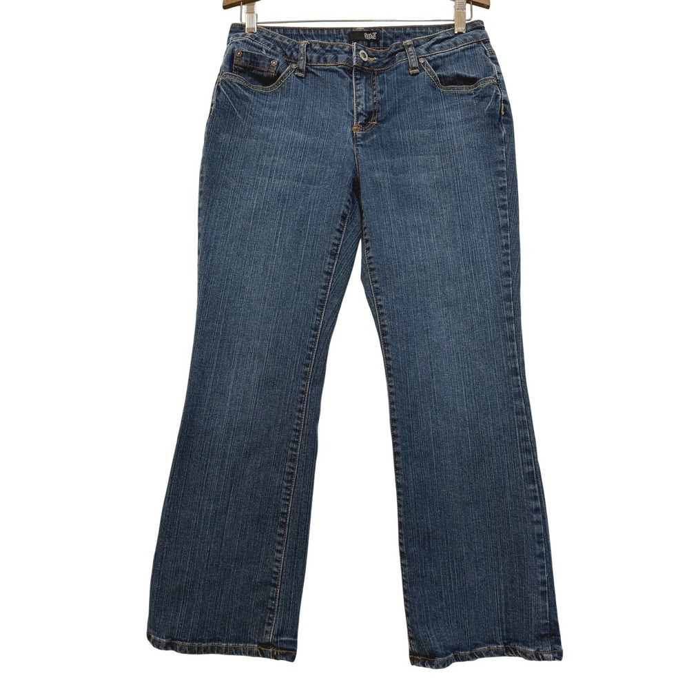 a.n.a. A New Approach Women's 10P Medium Wash Bootcut Jeans Blue Denim Stretch